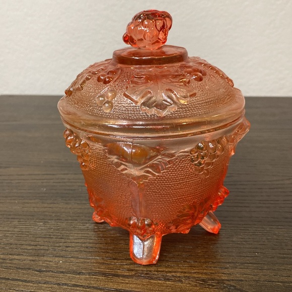 Vintage Pink Jeanette Glass Lidded Compote Candy Dish Collectible - Picture 2 of 7